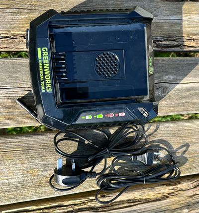 82v Universal Charger