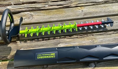 82v Hedge Trimmer